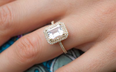 Couples Across America are Choosing Oval Diamond Engagement Rings for Timeless Romance and Elegance